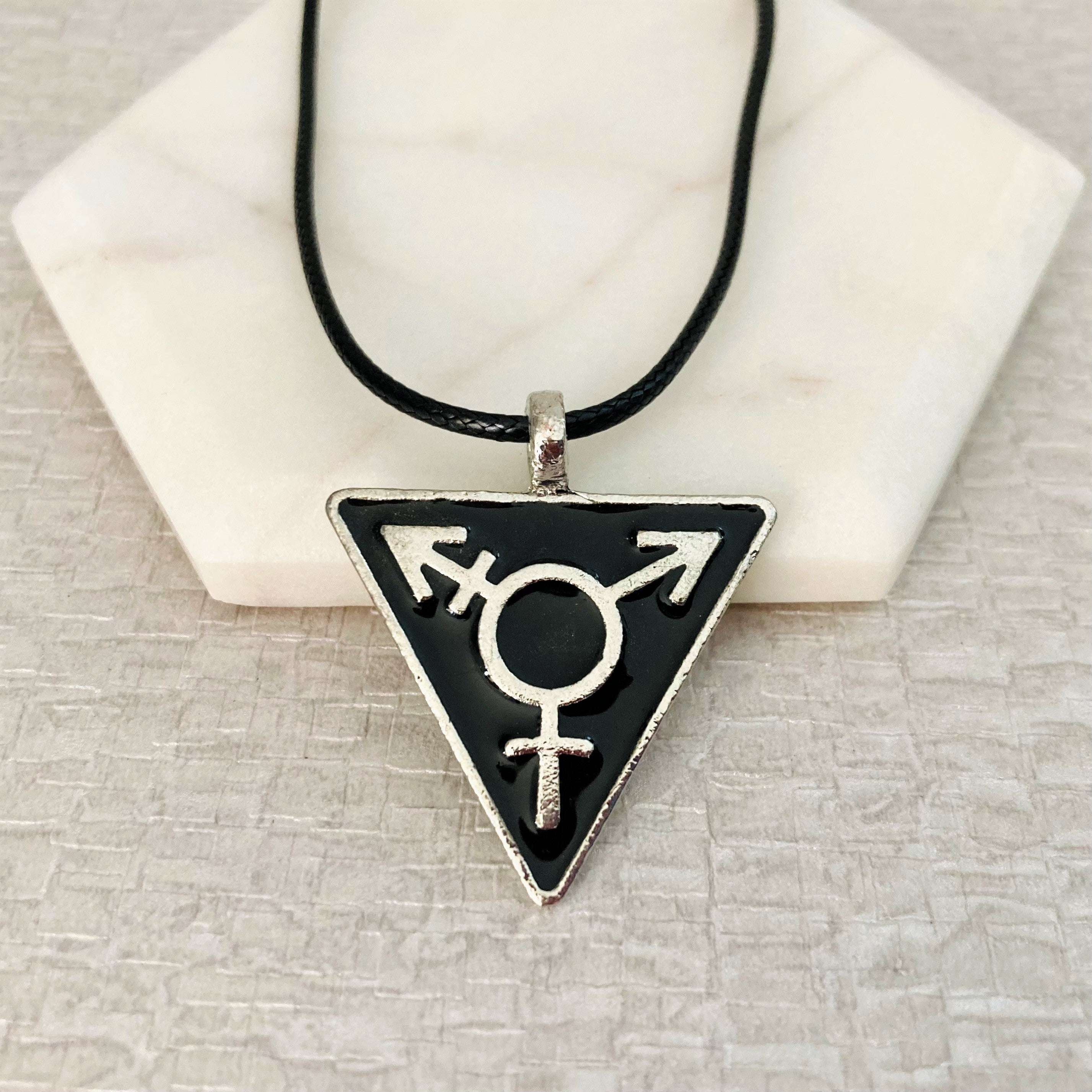 transgender-necklace-lgbt-awareness-symbol-jewellery