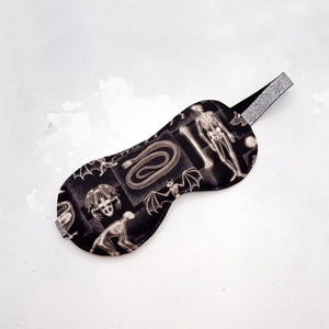 Sleep mask with x-ray animal design 