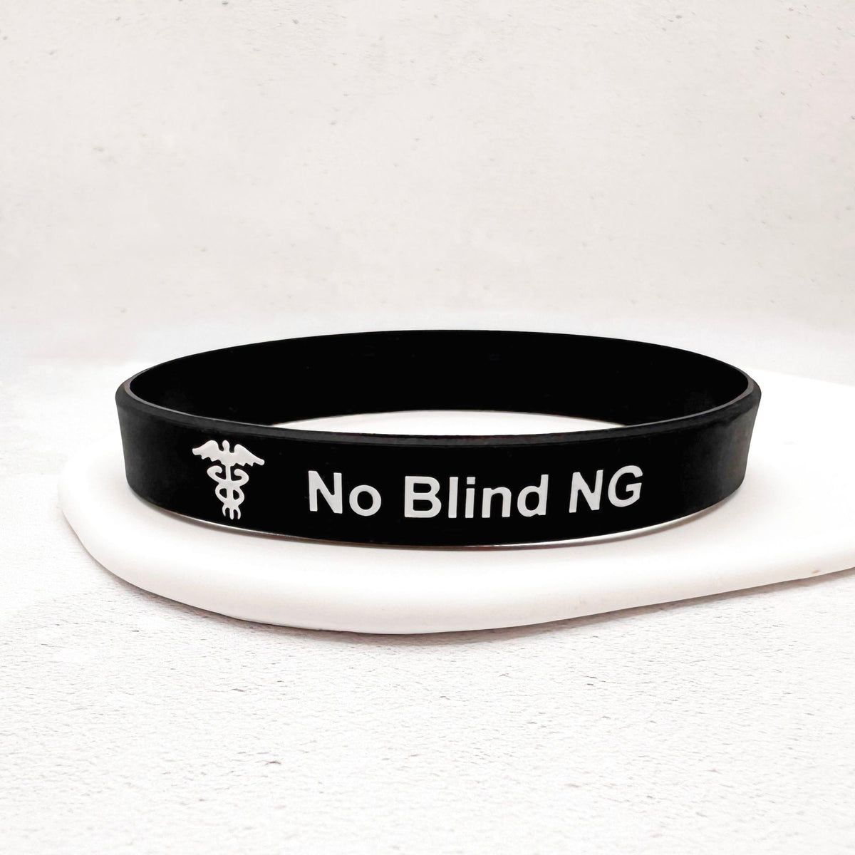 No Blind NG medical ID bracelet made from durable silicone for people who's had gastric bypass